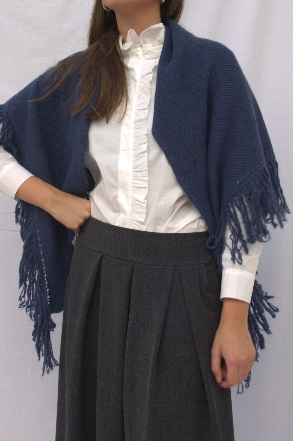 PONCHO FLECOS AZUL PETRÓLEO