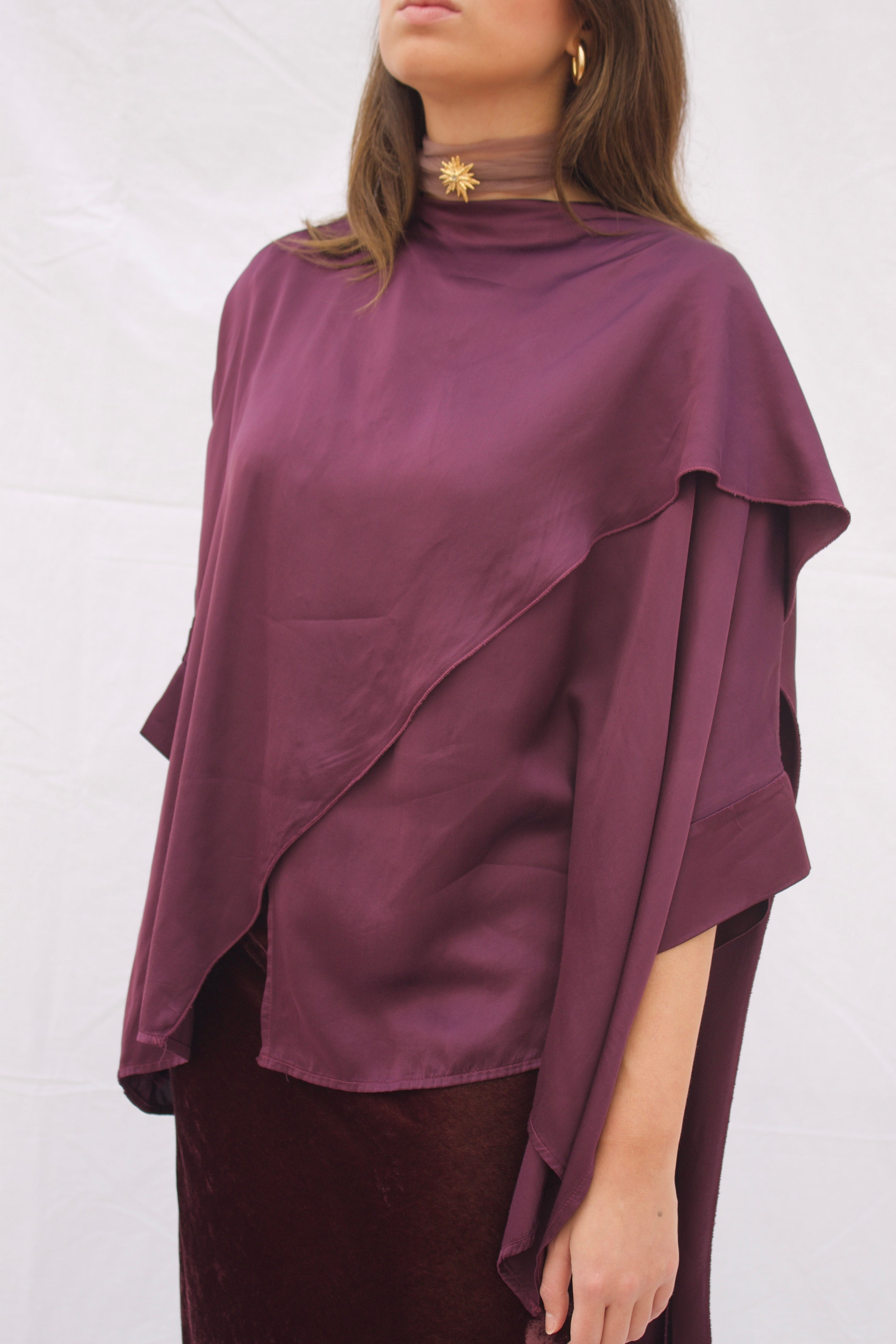 BLUSA CAPA VINO