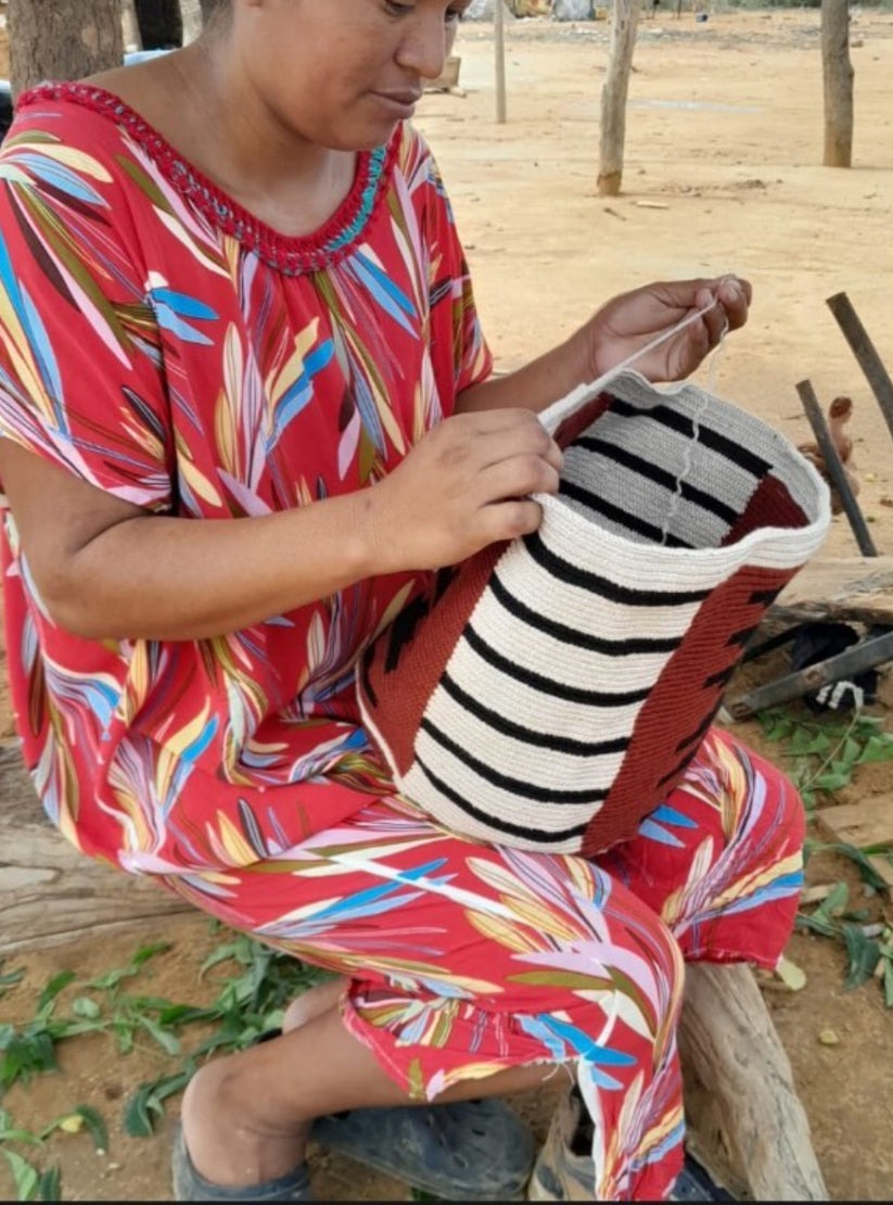 BOLSO WAYUU TÓTEM VALVANERA M