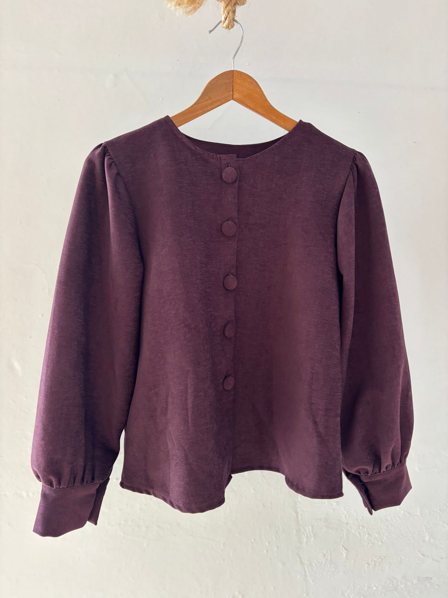 LEVITA JULIET BURDEOS