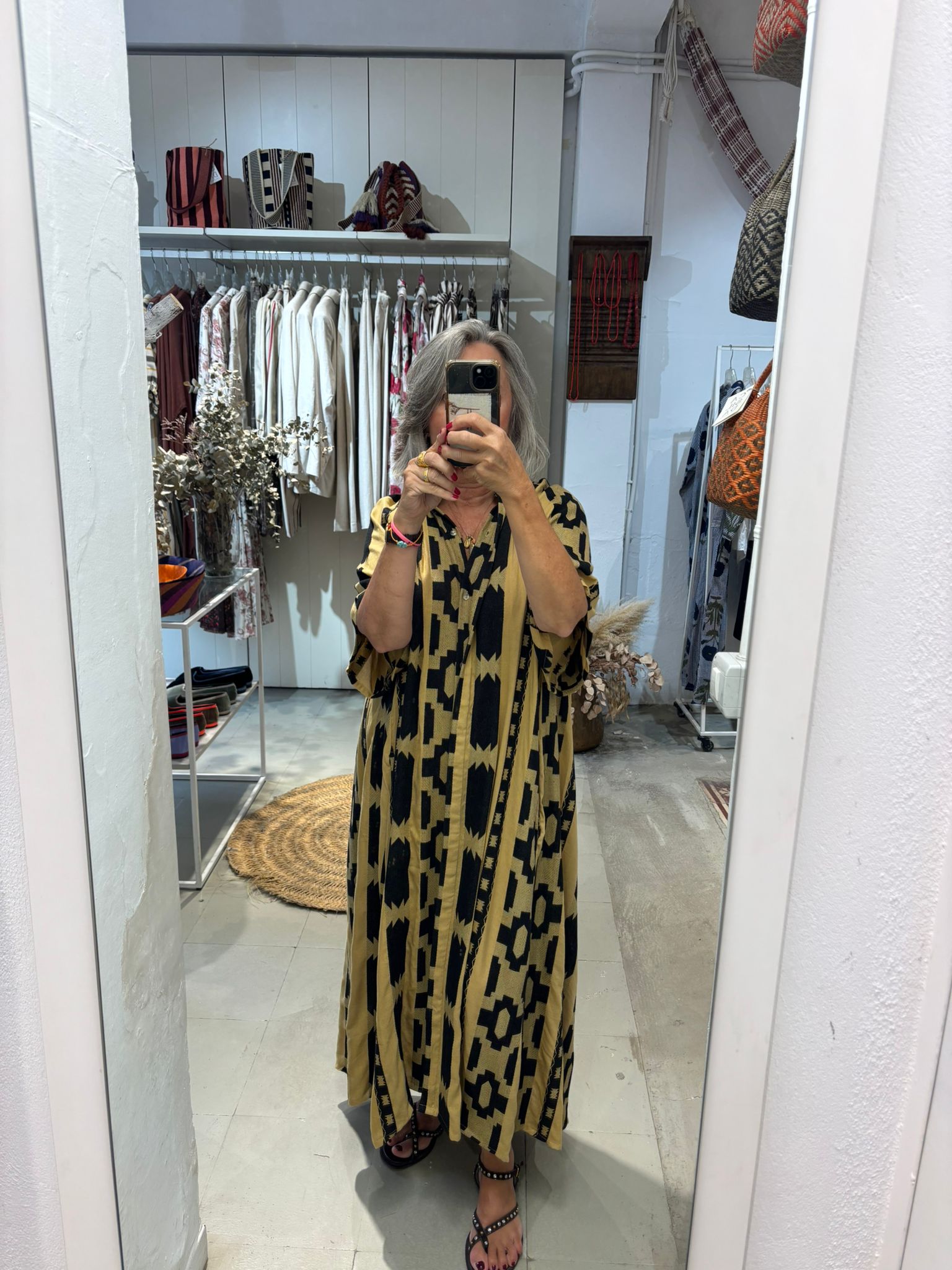 Vestido IKAT ARENA-NEGRO