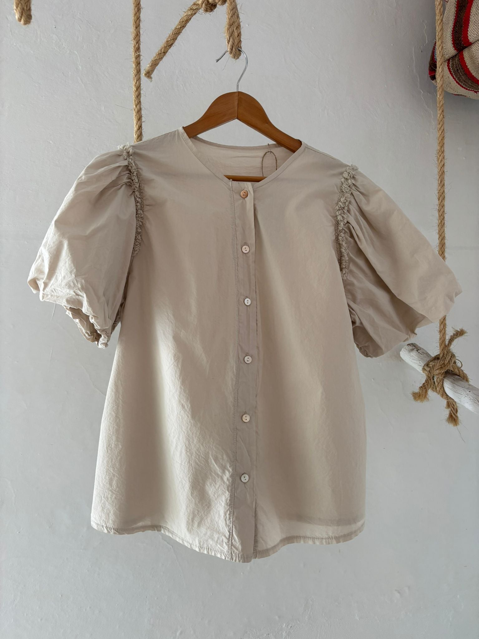 BLUSA LEONOR NEUTRA