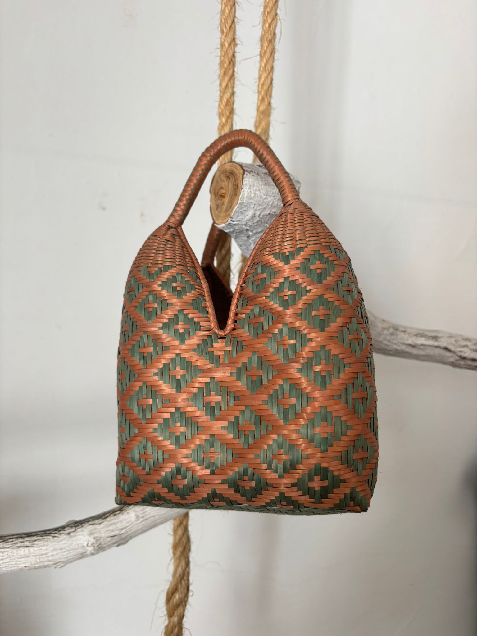 BOLSO MARCELA ROSA VIEJO Y VERDE